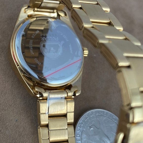 Pulsar Gold Tone Watch Luminous Hands Date - Picture 7 of 7
